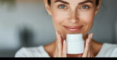 Descubre las opiniones reales sobre The Absolute de Cocunat, una crema antiedad diseñada para combatir los signos del envejecimiento. Analizamos opiniones the absolute Cocunat compartidas por compradoras que han utilizado el producto en su rutina facial diaria. Incluimos opiniones crema The Absolute Cocunat tanto positivas como negativas, con reseñas sobre su textura, efecto reafirmante y capacidad para suavizar arrugas. Recogemos testimonios sobre crema Cocunat The Absolute opiniones reales y detallamos si la crema cumple con lo que promete. Todo sobre Cocunat The Absolute opiniones en 2025.